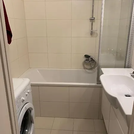Burgaska 5 Xl Size Apartment Warsaw